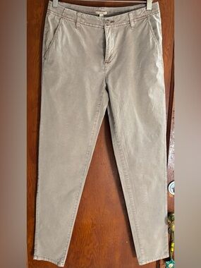 Esprit Europe women’s chinos.